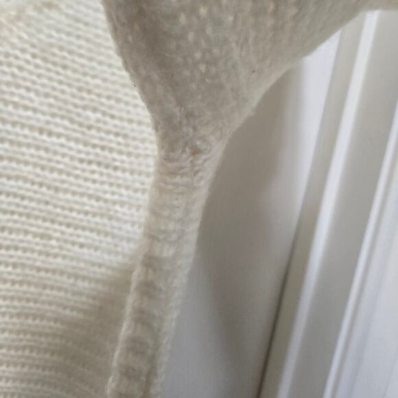 Chico’s Cream Knit Sweater Size 0 Small Pullover Lightweight Top - Picture 7 of 9